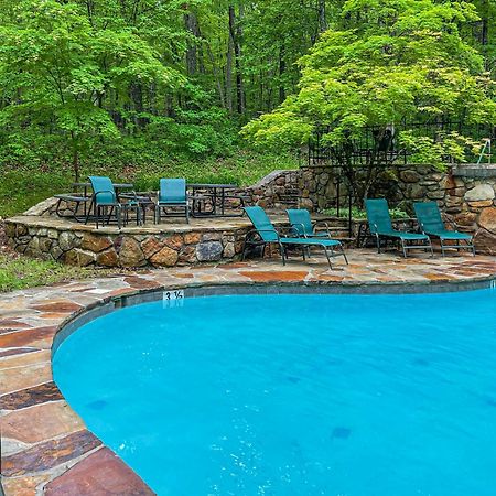 Chalet W Hot Tub, Large Deck, Grill, & Fast Wifi Berkeley Springs Exteriör bild