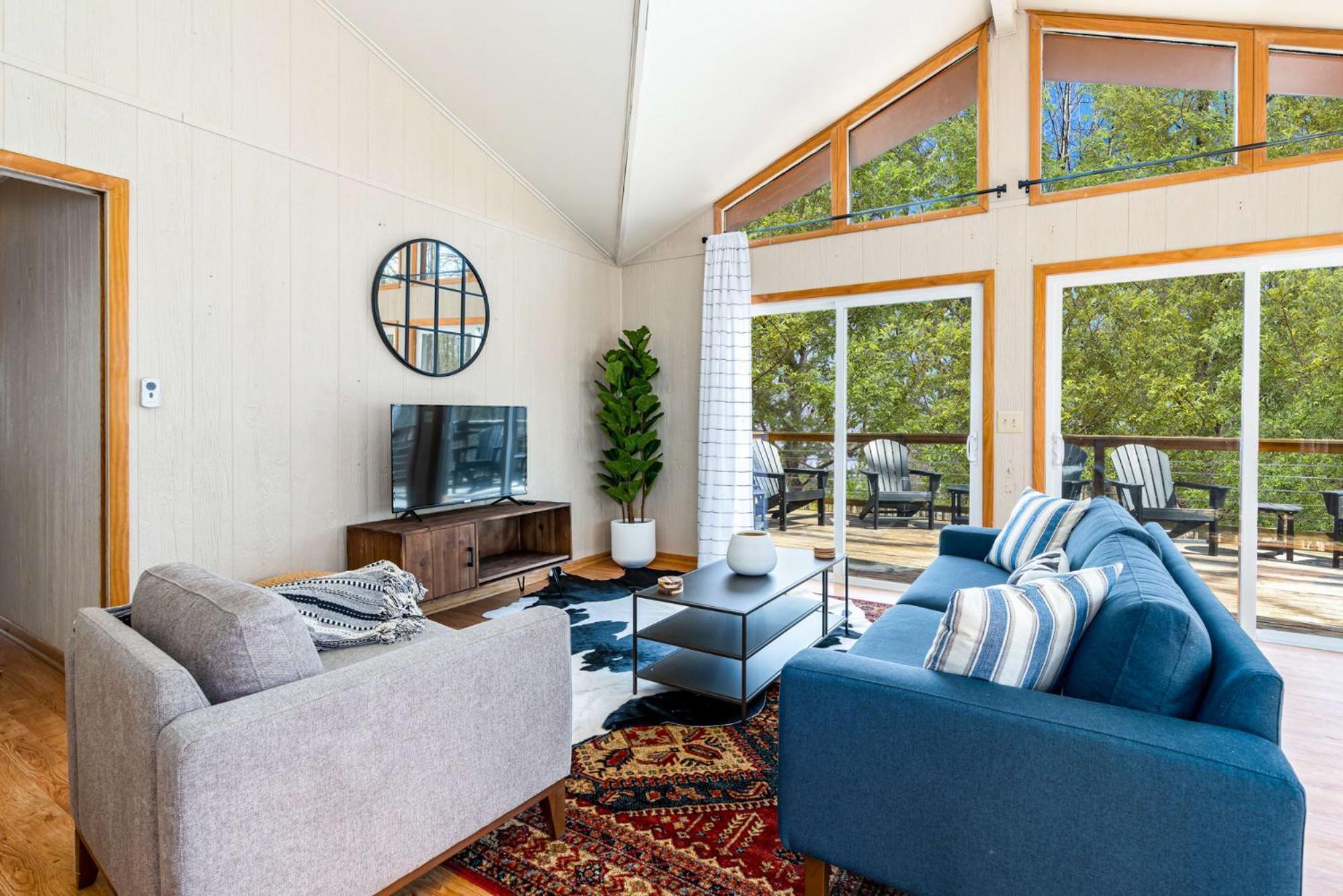 Chalet W Hot Tub, Large Deck, Grill, & Fast Wifi Berkeley Springs Exteriör bild